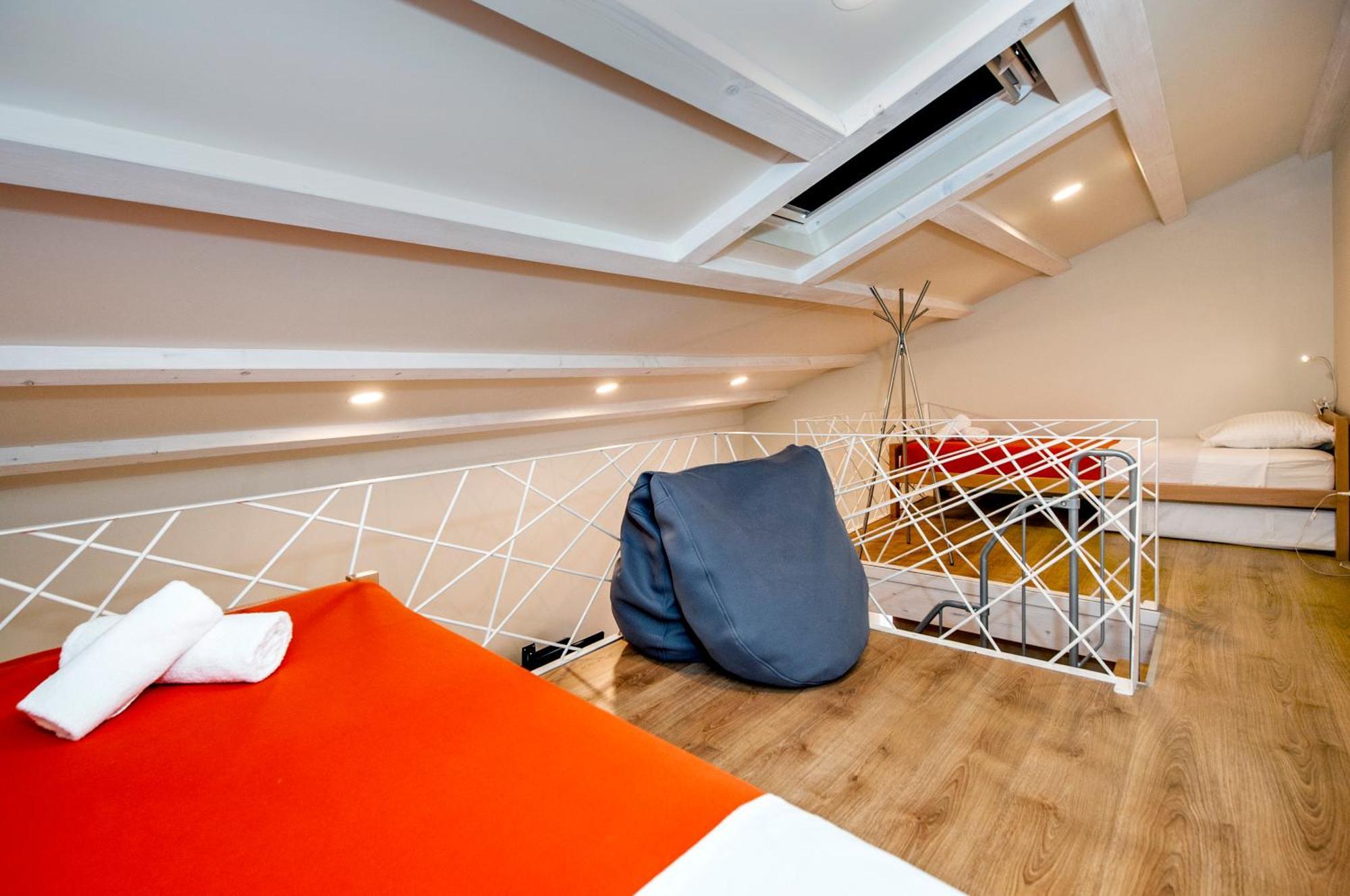 Carera 42 Apartman *